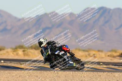 media/Jan-11-2025-CVMA (Sat) [[ddeb3f563a]]/Race 13-Amateur Supersport Open/